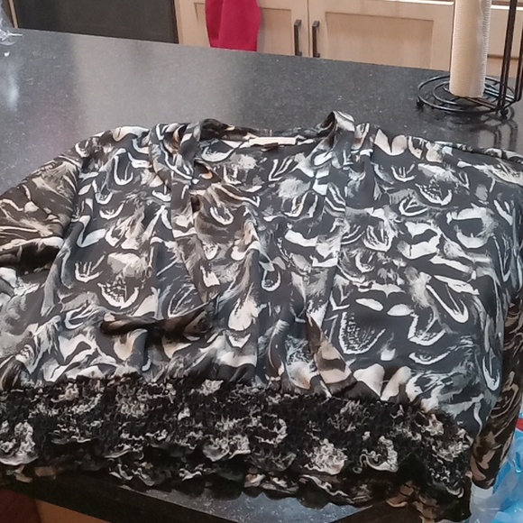 Banded dress blouse - Picture 4 of 4